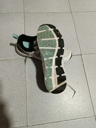 Botines Tenth blancos y negros