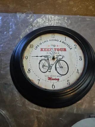 Orologio da parete vintage con bici