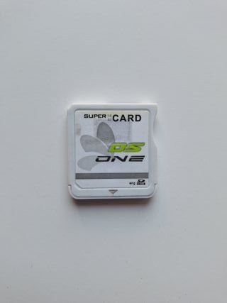 SuperCard DS ONE + microSD 2GB