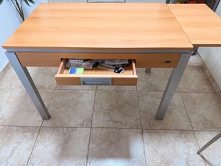 Tavolo da cucina Perbufer con cassetto e 2 sedie