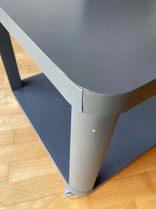 Mesa auxiliar Tingby IKEA gris