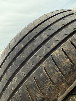 Llantas 18 Porsche con neumáticos en buen estado