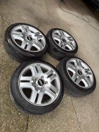 Llantas 18 Porsche con neumáticos en buen estado