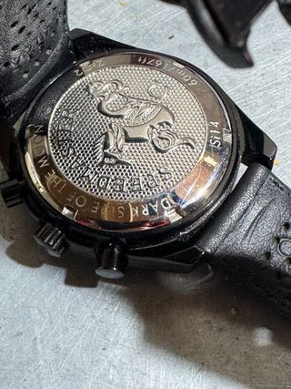 Reloj Omega Speedmaster Negro y Dorado