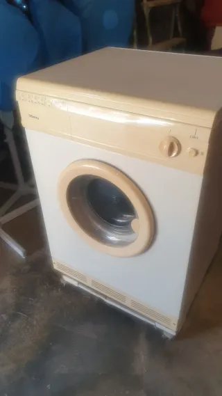 Secadora Balay sin usar.