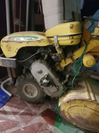 Mula Mecánica Amarilla