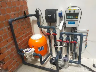 Fontanero de piscinas  Reformas pequeñas