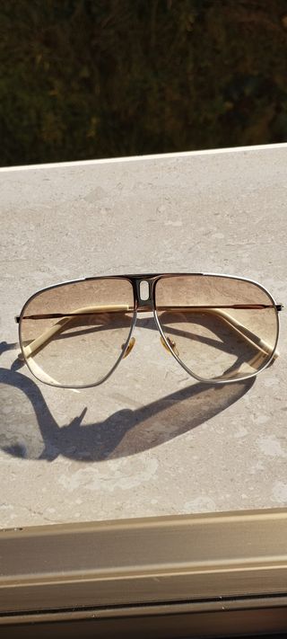 Occhiali da sole Yves Saint Laurent