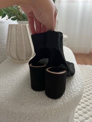 Botines negros Stradivarius talla 40