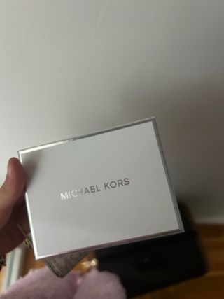 Monedero Michael Kors Beige y Marrón