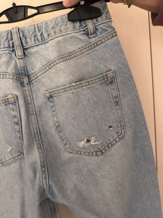 Jeans Pull&Bear strappati taglia 36