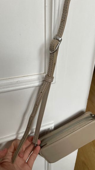 Bolso bandolera Zara beige