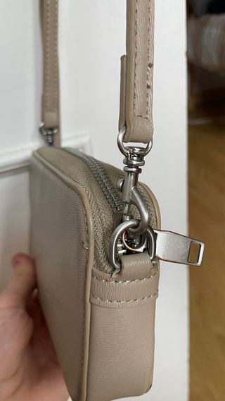 Bolso bandolera Zara beige