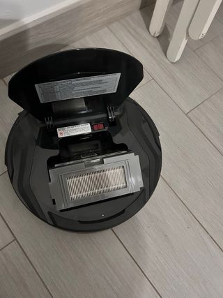 Robot aspirapolvere Léfant nero