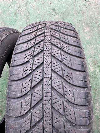 2 Ruedas Nexen 215/60R17 100V
