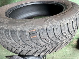 2 Ruedas Nexen 215/60R17 100V