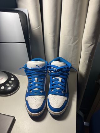Zapatillas Puma Altas Azules y Blancas