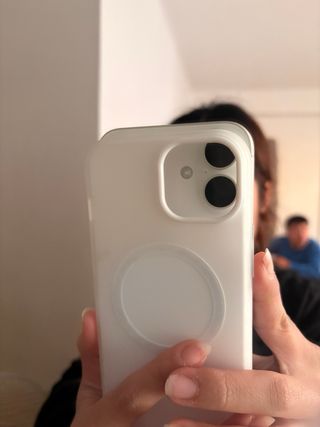 Funda iPhone 14 Transparente MagSafe