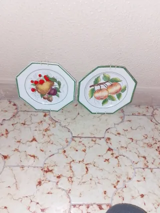 2 Piatti Decorativi Frutta