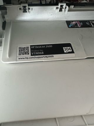 Impresora HP DeskJet 2633 Roja y Blanca