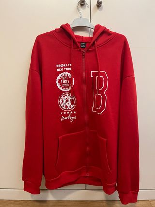 Chaqueta SHEIN Roja con Capucha Talla L