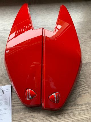 Tapas maletas laterales rojas Ducati Multistrada
