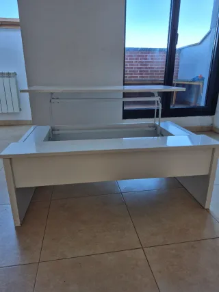 Mesa de centro de salón elevable blanca