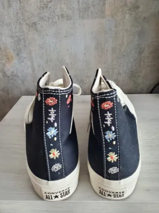 Zapatillas Converse Altas Bordadas Flores