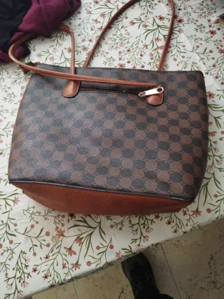 Bolso Louis Vuitton Marrón y Dorado