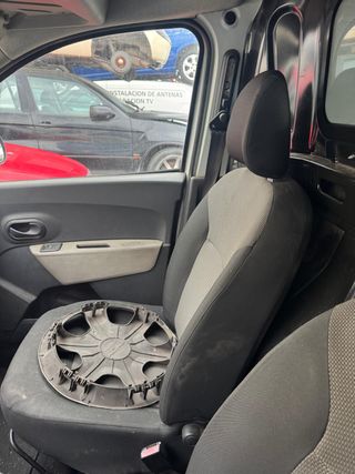 ASIENTO DELANTERO DERECHO DACIA DOKKER 1.5 DCI