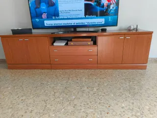 Mueble TV madera marrón