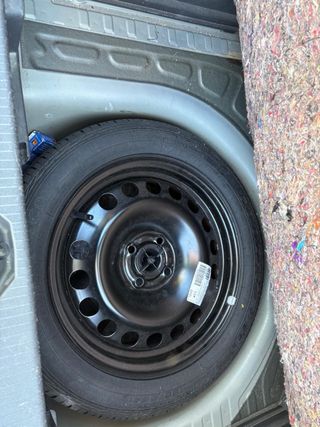 Opel Corsa 1.4 gasolina 35.900km etiquetaC