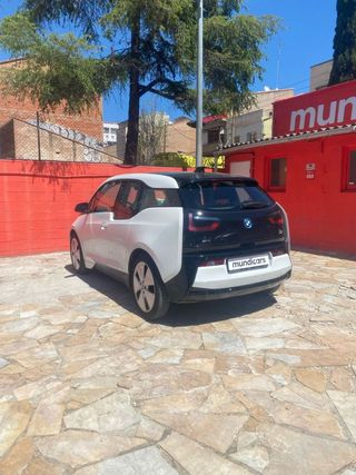 BMW i3 -