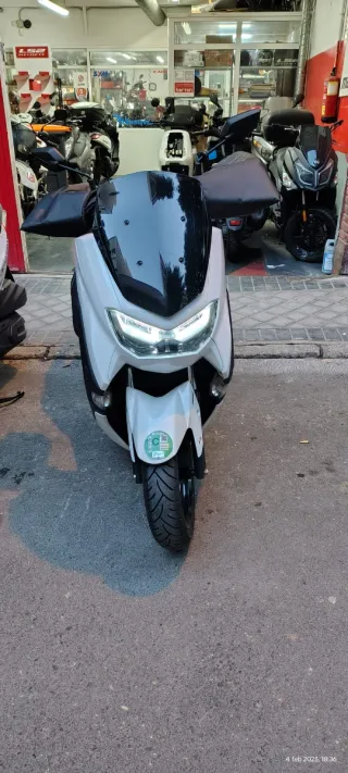 Yamaha NMAX 125 Blanca 2023