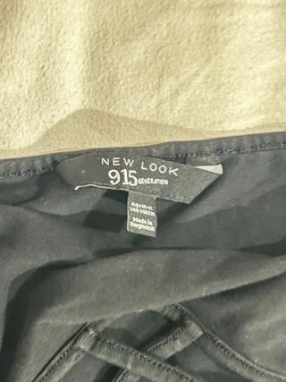 Top corto negro tirantes