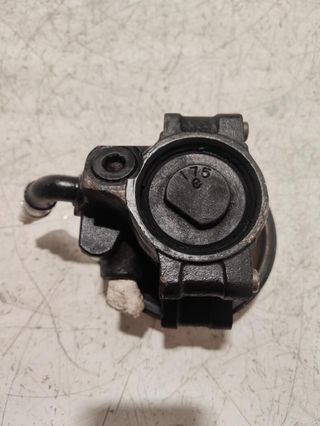 Bomba dirección ford transit caja cerrada 313009