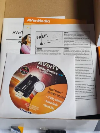 Avermedia AverTV Hybrid Volar HX TDT USB