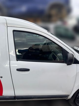 PUERTA DELANTERA DERECHA DACIA DOKKER 1.5 DCI
