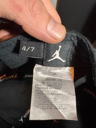 Gorra Jordan Azul y Naranja Jordan