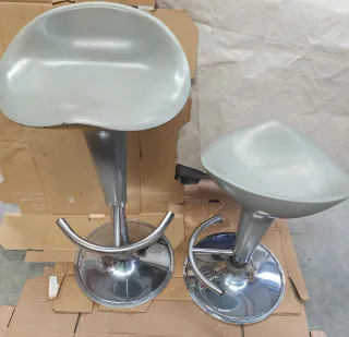 2 Taburetes Altos Cocina