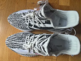 Adidas Yeezy Boost 350 V2 Zebra