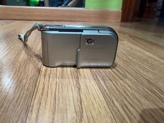 Cámara HP Photosmart E217 Plata