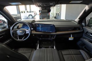 Chevrolet Suburban High Country 2025