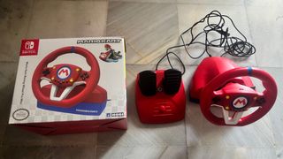 Nintendo Switch + Mario Kart + Volante + Mando Pro