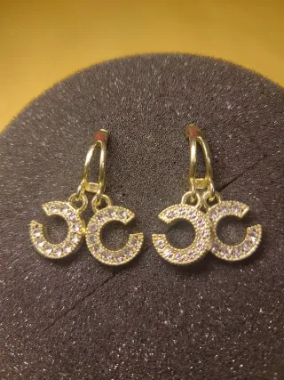 Pendientes fiesta brillantes dorados