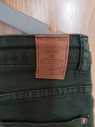 Pantalón niño verde oscuro