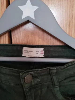 Pantalón niño verde oscuro