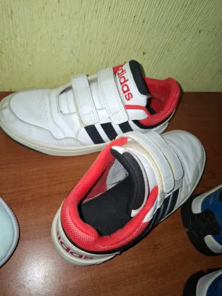 2 Pares Playeros Talla 36 uno d senderismo