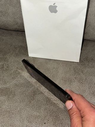 iPhone 13 Pro Max "1TB" con fattura