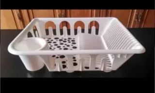 Escurridor de platos blanco